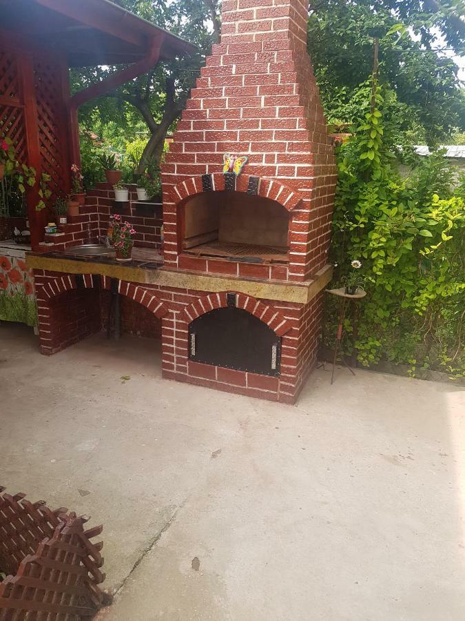 Pensiune Perla Dunarii Giurgiu Exterior foto